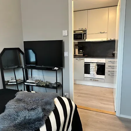 Modern Home, Free Wifi And Peaceful Location